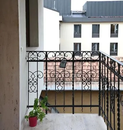 360 Panorama • Rooftop Jacuzzi • Downtown Luxury Budapeşte