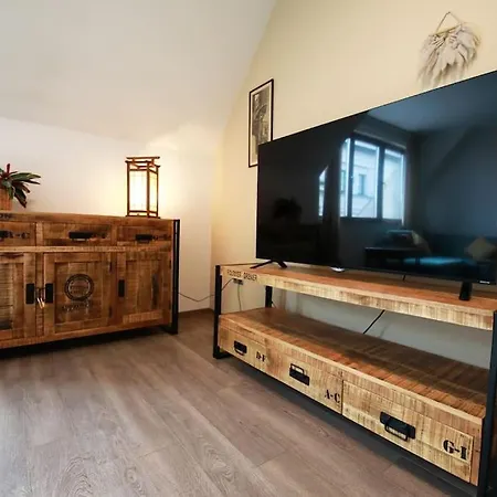 360 Panorama • Rooftop Jacuzzi • Downtown Luxury * Budapest