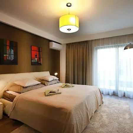 360 Panorama • Rooftop Jacuzzi • Downtown Luxury Lejlighed