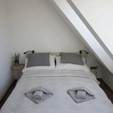 Lejlighed 360 Panorama • Rooftop Jacuzzi • Downtown Luxury Budapest